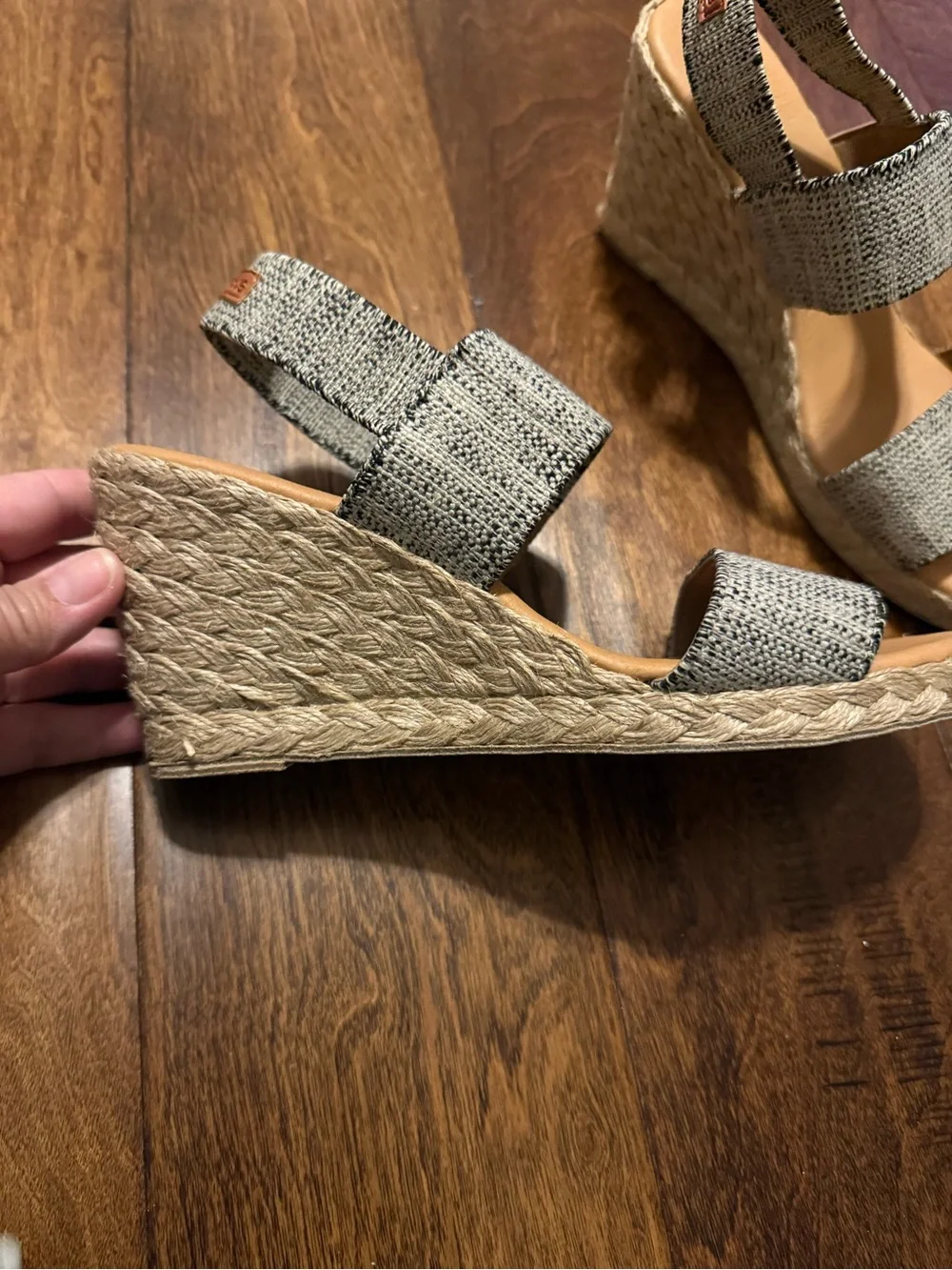 Andre Assous Women's Dalmira Beige Espadrilles Made In Spain EU 38 US 7.5 Sandal